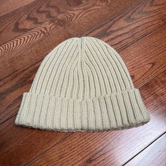 Women’s Adidas Beige Ribbed Knit Beanie - Picture 5 of 7